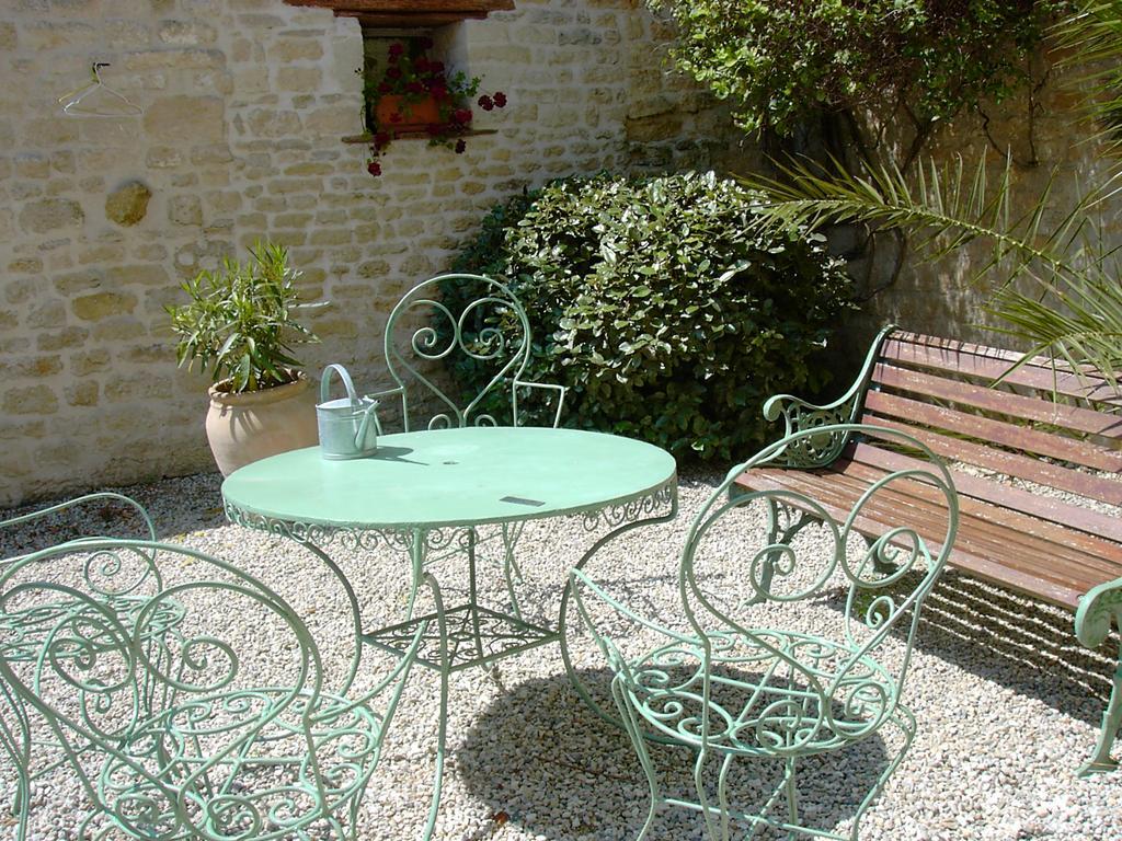 מלון Thairé Les Jardins Saint Leonard מראה חיצוני תמונה